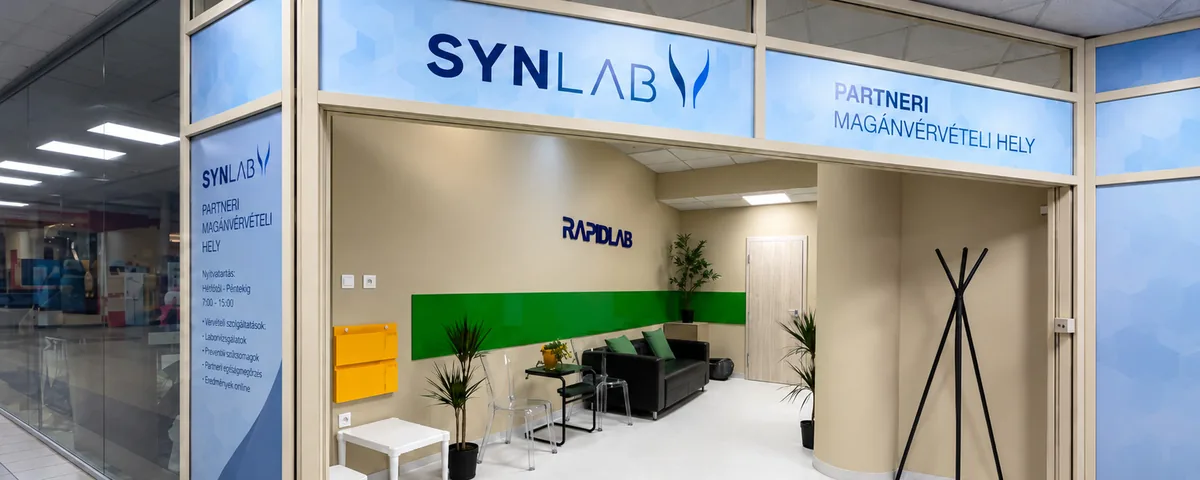 A Rapidlab magán vérvételi hely bejárata az Eleven Centerben
